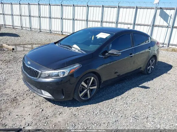 3KPFL4A85HE073154 2017 KIA FORTE - Image 2