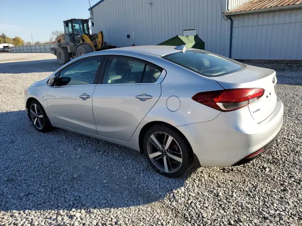 3KPFL4A85HE105312 2017 KIA FORTE - Image 2