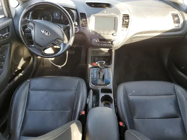3KPFL4A85HE105312 2017 KIA FORTE - Image 8