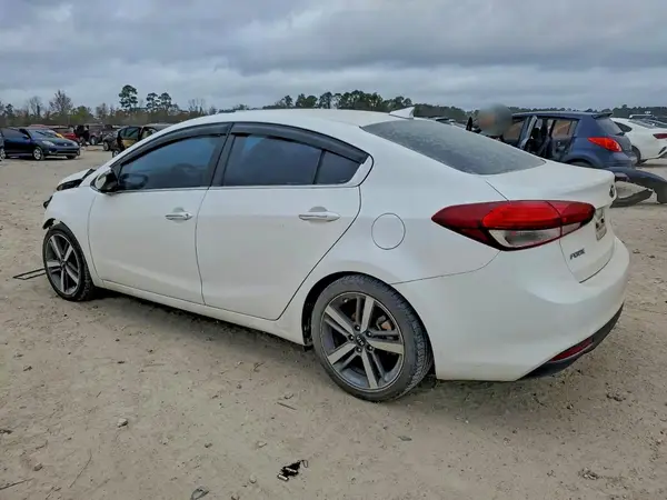 3KPFL4A85HE126953 2017 KIA FORTE - Image 2