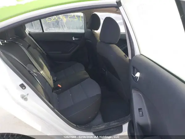 3KPFL4A85JE179965 2018 KIA FORTE - Image 8