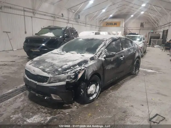 3KPFL4A86JE229076 2018 KIA FORTE - Image 2