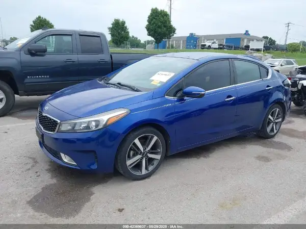 3KPFL4A87HE042861 2017 KIA FORTE - Image 2