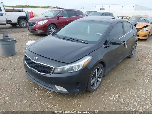 3KPFL4A87HE072135 2017 KIA FORTE - Image 2
