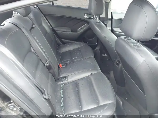 3KPFL4A87HE072135 2017 KIA FORTE - Image 8