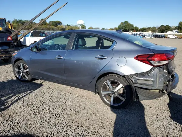 3KPFL4A87HE114657 2017 KIA FORTE - Image 2