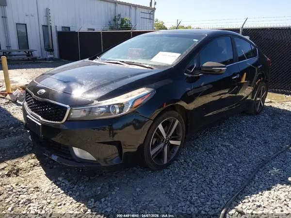 3KPFL4A87HE115615 2017 KIA FORTE - Image 2