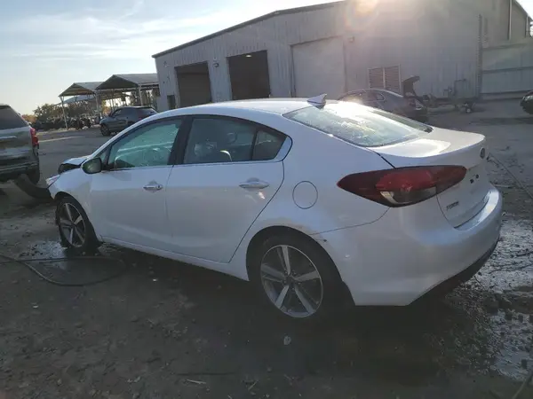 3KPFL4A88HE003891 2017 KIA FORTE - Image 2