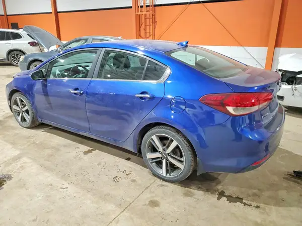 3KPFL4A88HE035577 2017 KIA FORTE - Image 2