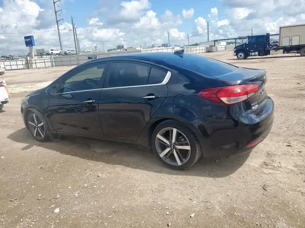 3KPFL4A88HE051522 2017 KIA FORTE - Image 2