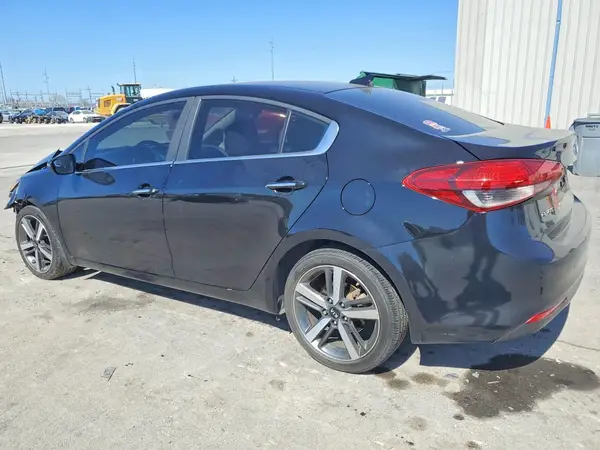 3KPFL4A88HE070104 2017 KIA FORTE - Image 2