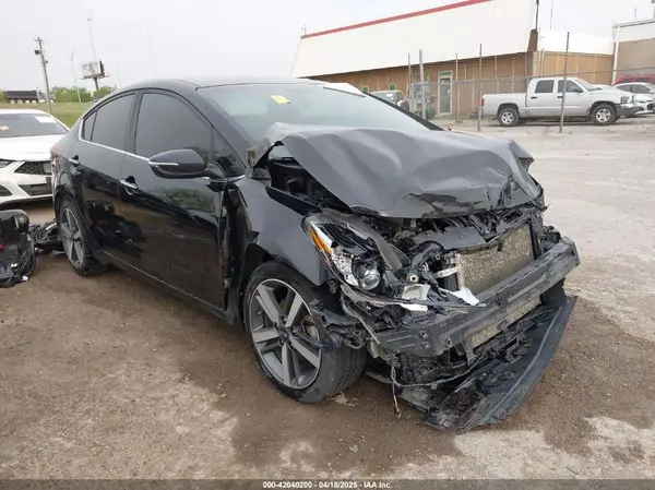 3KPFL4A88HE128258 2017 KIA FORTE - Image 1