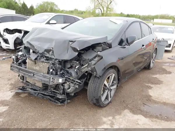 3KPFL4A88HE128258 2017 KIA FORTE - Image 2