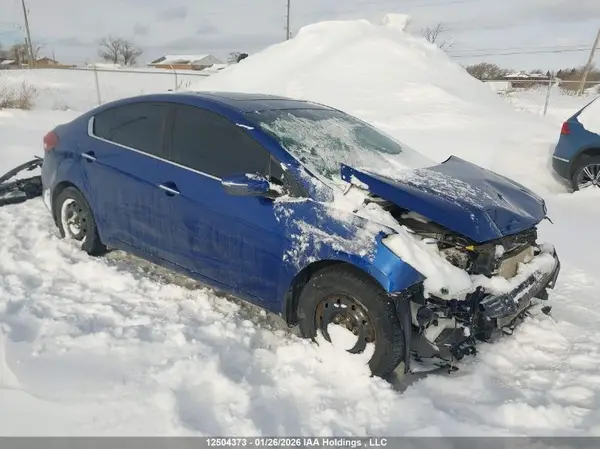 3KPFL4A88JE269286 2018 KIA FORTE - Image 1