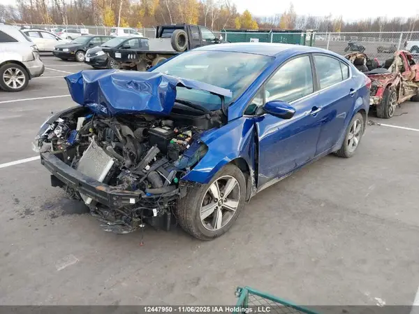 3KPFL4A88JE271037 2018 KIA FORTE - Image 2