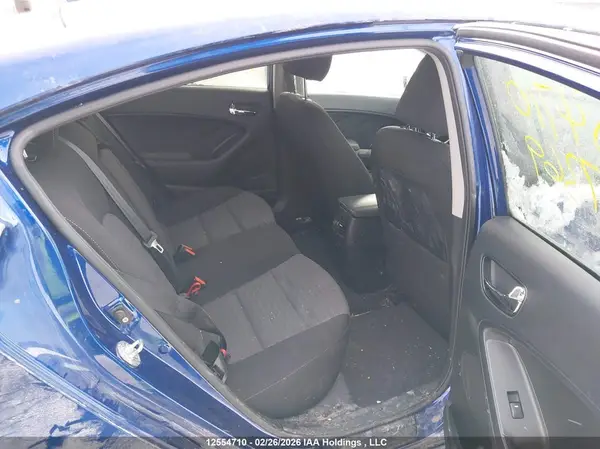 3KPFL4A88JE277369 2018 KIA FORTE - Image 8