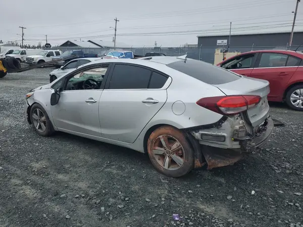 3KPFL4A89HE020621 2017 KIA FORTE - Image 2