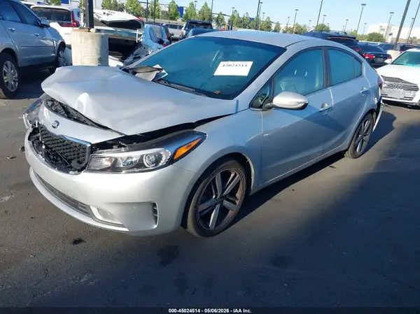 3KPFL4A89HE050685 2017 KIA FORTE - Image 2