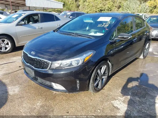 3KPFL4A89HE086523 2017 KIA FORTE - Image 2