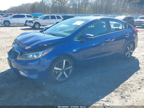 3KPFL4A89HE102073 2017 KIA FORTE - Image 2