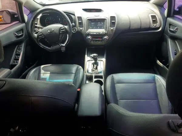 3KPFL4A89HE118144 2017 KIA FORTE - Image 8