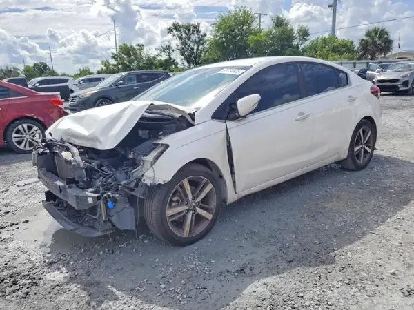3KPFL4A89HE127930 2017 KIA FORTE - Image 1