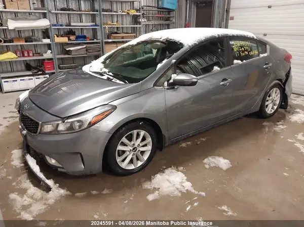 3KPFL4A8XHE024791 2017 KIA FORTE - Image 2