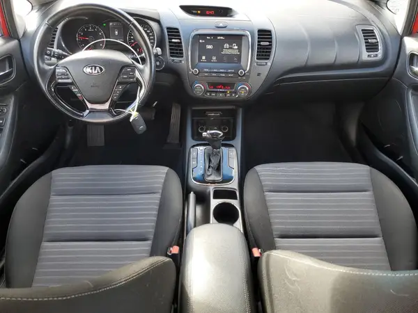 3KPFL4A8XHE026539 2017 KIA FORTE - Image 8