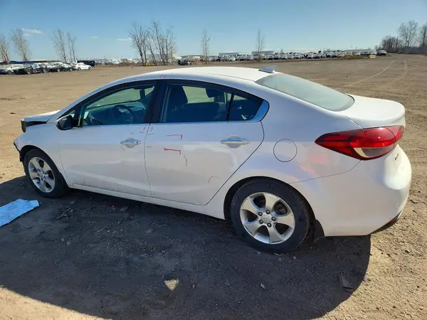 3KPFL4A8XHE073778 2017 KIA FORTE - Image 2