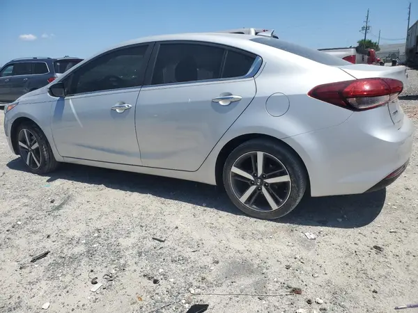 3KPFL4A8XHE111591 2017 KIA FORTE - Image 2
