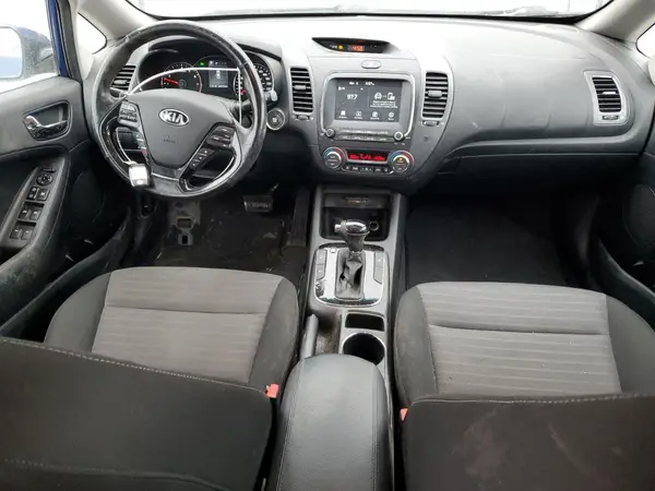3KPFL4A8XJE190606 2018 KIA FORTE - Image 8