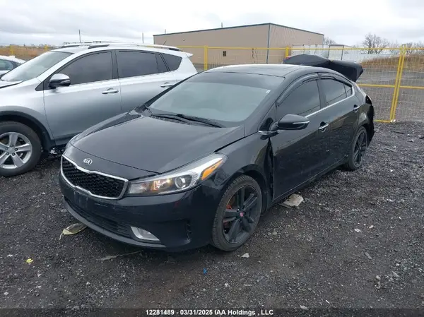 3KPFL4A8XJE252618 2018 KIA FORTE - Image 2