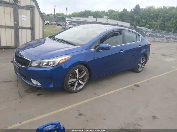 3KPFN4A80HE114171 2017 KIA FORTE - Image 2