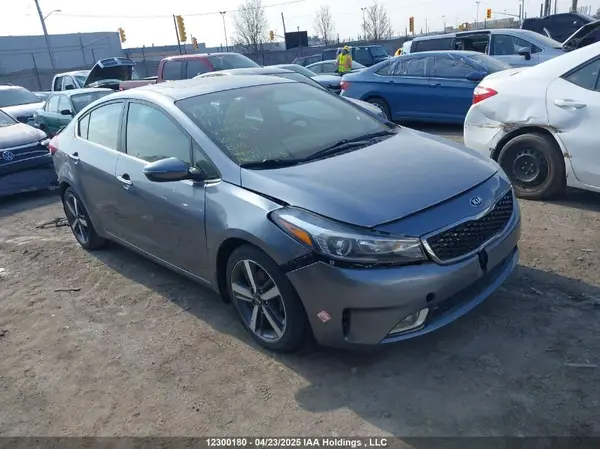 3KPFN4A81HE053431 2017 KIA FORTE - Image 1