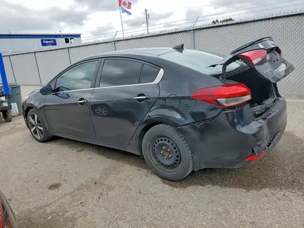 3KPFN4A82JE196930 2018 KIA FORTE - Image 2