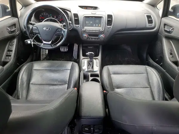 3KPFN4A82JE196930 2018 KIA FORTE - Image 8