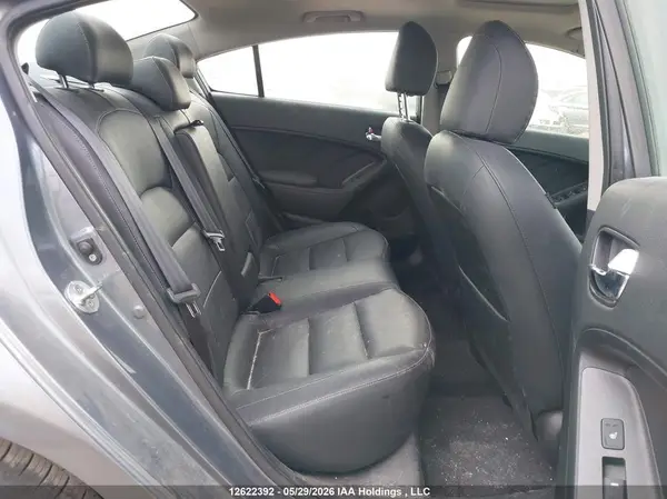 3KPFN4A83HE053978 2017 KIA FORTE - Image 8