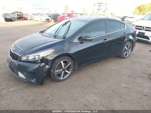 3KPFN4A85JE265156 2018 KIA FORTE - Image 2