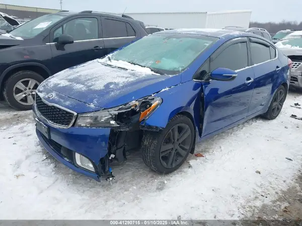 3KPFN4A86HE005245 2017 KIA FORTE - Image 2