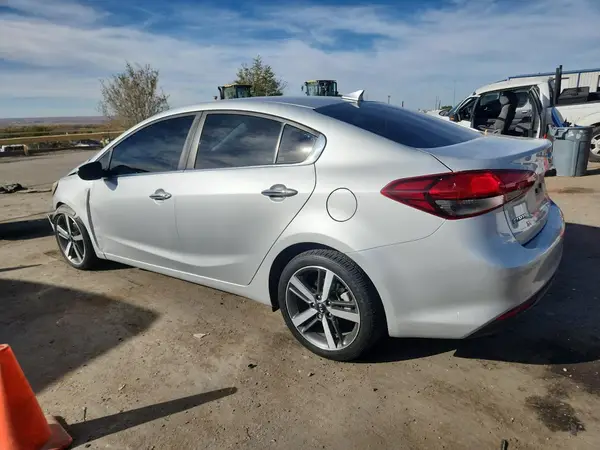 3KPFN4A86HE102445 2017 KIA FORTE - Image 2