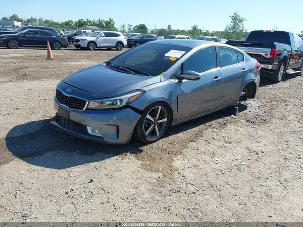 3KPFN4A87HE039310 2017 KIA FORTE - Image 2