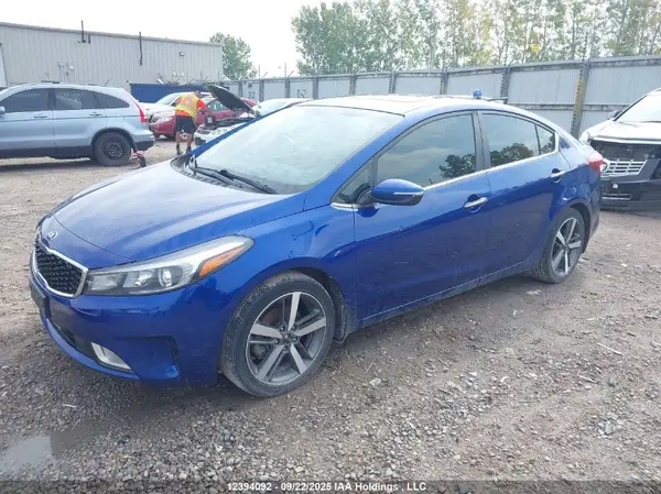 3KPFN4A87HE039548 2017 KIA FORTE - Image 2