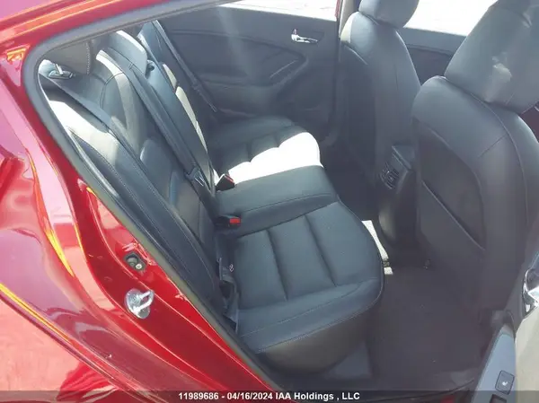3KPFN4A87HE093934 2017 KIA FORTE - Image 8