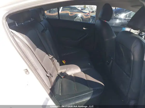 3KPFN4A87HE120226 2017 KIA FORTE - Image 8