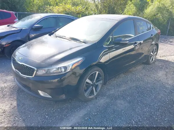 3KPFN4A87JE245135 2018 KIA FORTE - Image 2