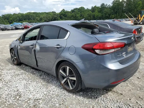 3KPFN4A88HE120428 2017 KIA FORTE - Image 2