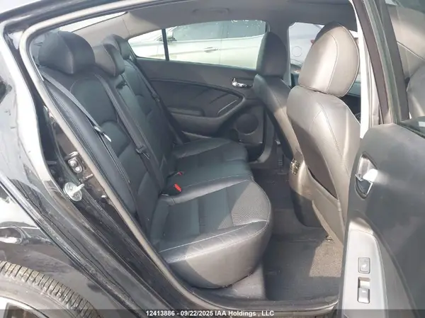 3KPFN4A89JE186007 2018 KIA FORTE - Image 8