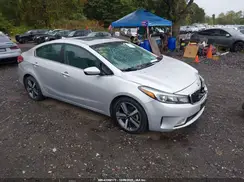 3KPFN4A8XHE005958 2017 KIA FORTE