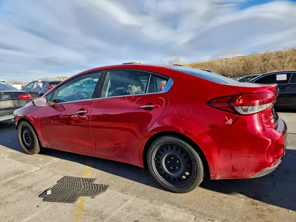 3KPFN4A8XHE070972 2017 KIA FORTE - Image 2