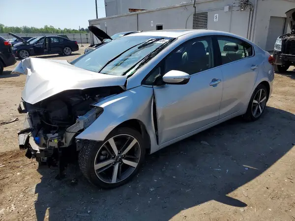 3KPFN4A8XHE089991 2017 KIA FORTE - Image 1